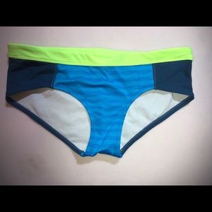 Nike Women’s Bikini Bottoms